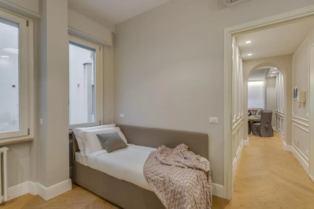 Apartment Sophisticated Home Florence